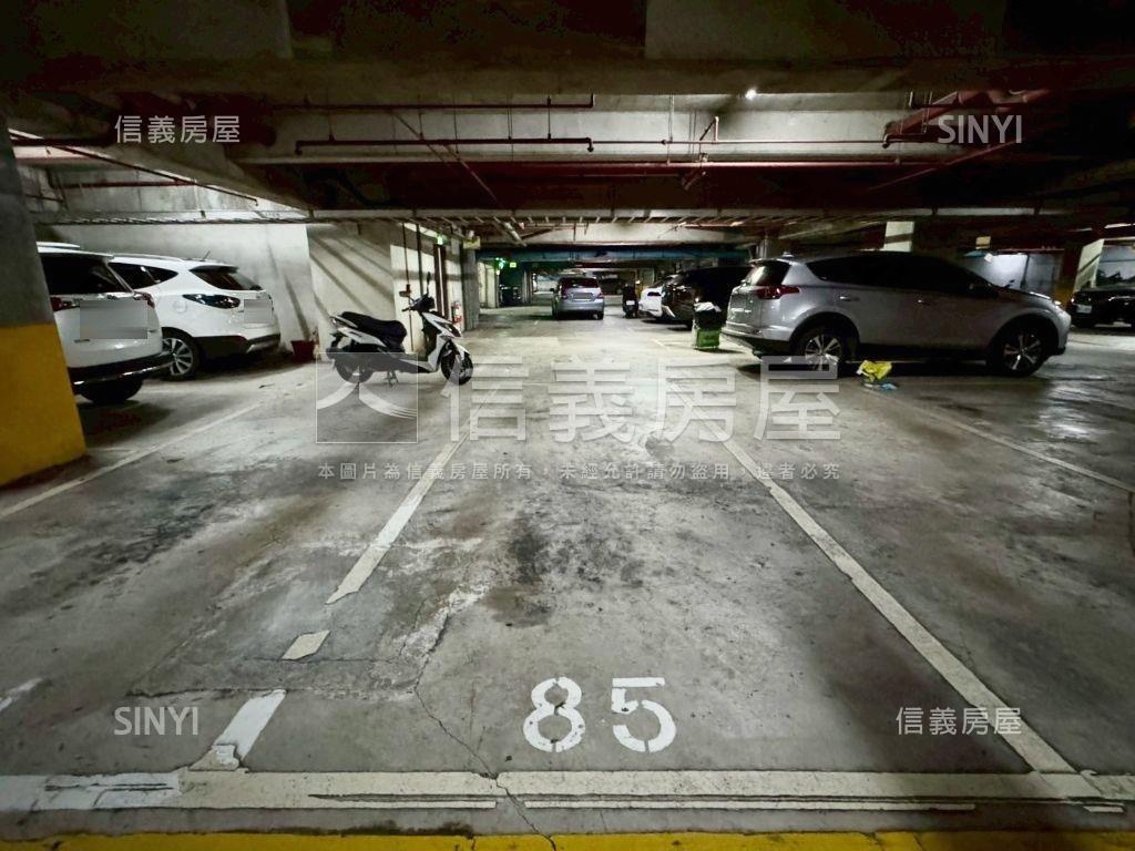 遠東生活館·美妝三房車位房屋室內格局與周邊環境