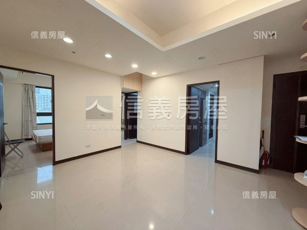 專任大城新紐約三房雙車位房屋室內格局與周邊環境