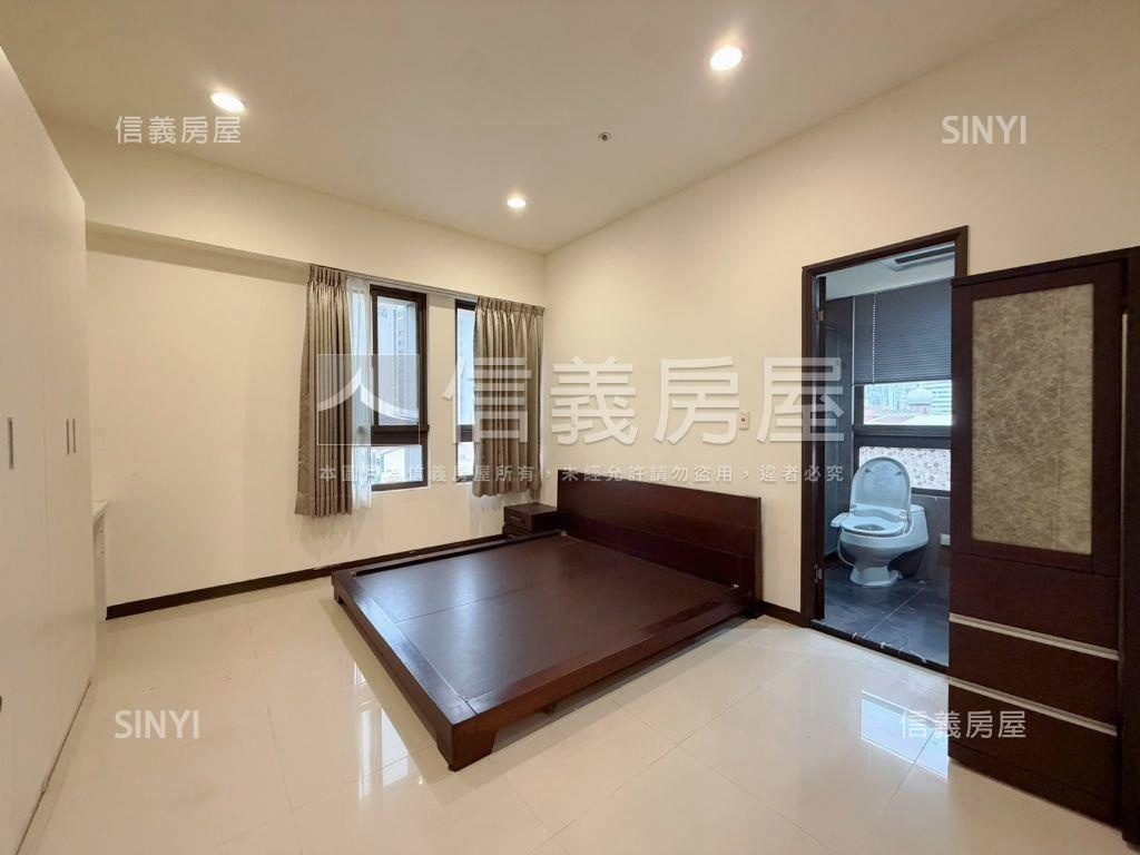 專任大城新紐約三房雙車位房屋室內格局與周邊環境