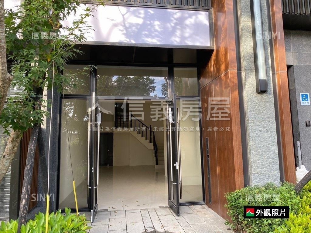 Ａ７華悅城大面寬醒目店面房屋室內格局與周邊環境