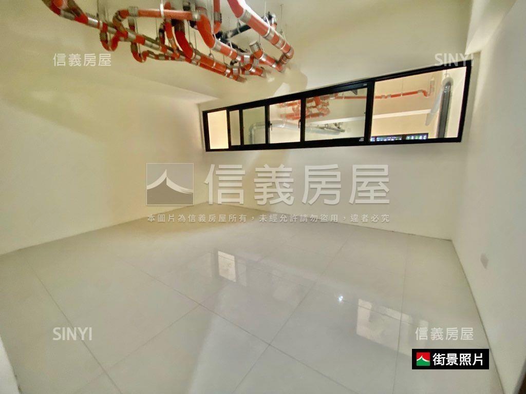 Ａ７華悅城大面寬醒目店面房屋室內格局與周邊環境