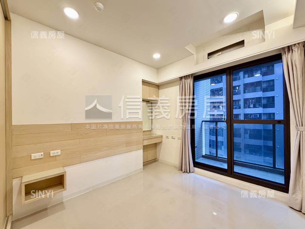 多城Ｍ屋況美兩房平車房屋室內格局與周邊環境