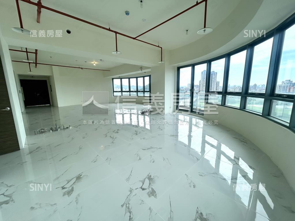 富裔河景豪宅房屋室內格局與周邊環境