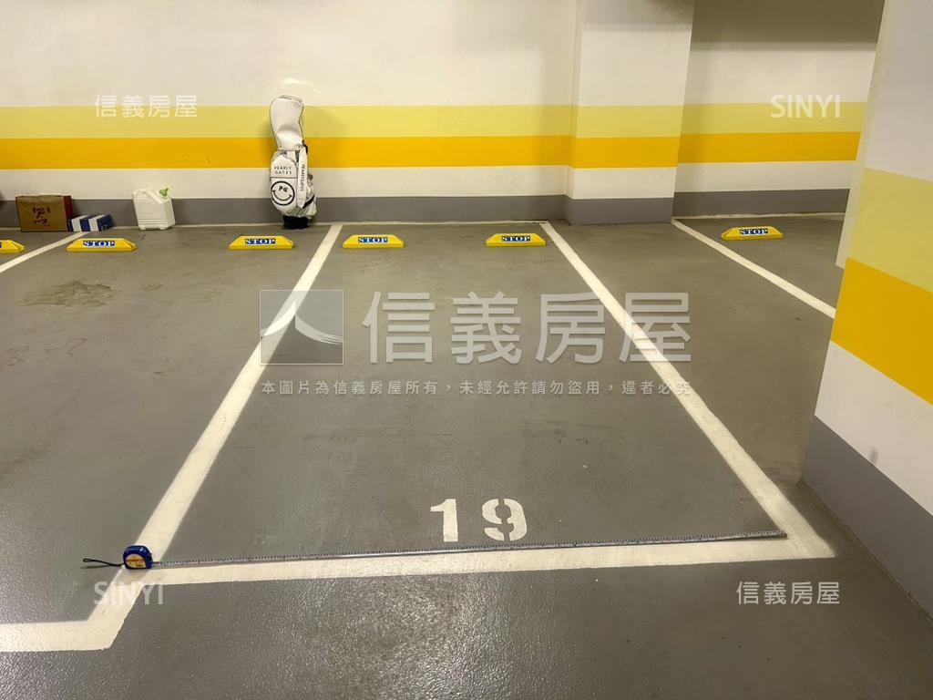 富裔河景豪宅房屋室內格局與周邊環境
