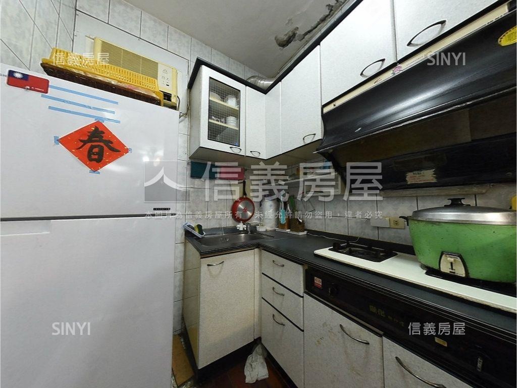 敦化學區大土持透天房屋室內格局與周邊環境