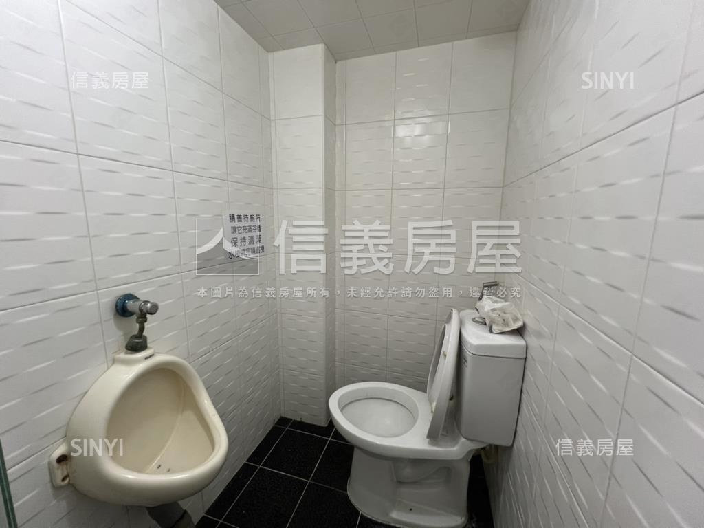 中華四路稀有正路金透店房屋室內格局與周邊環境