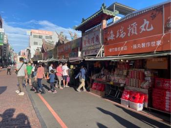 近城隍廟黃金住店