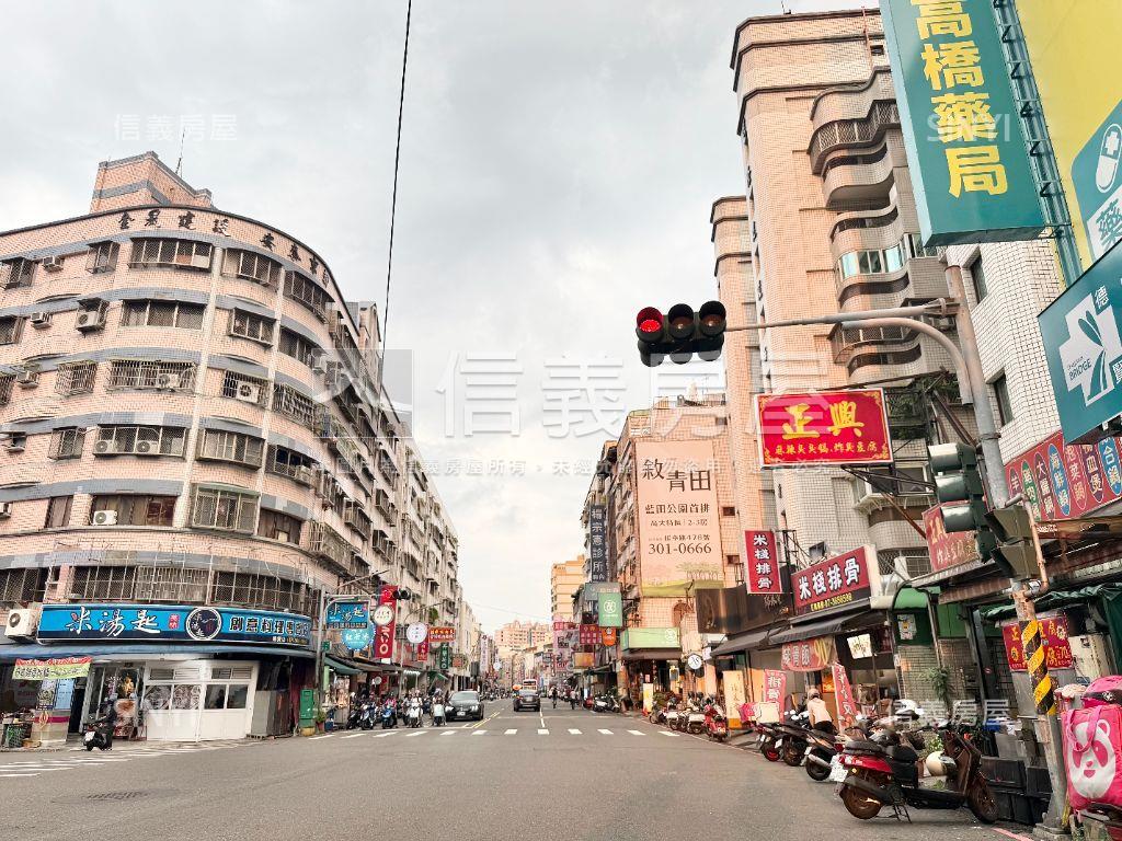 楠梓德賢路結市黃金店住房屋室內格局與周邊環境