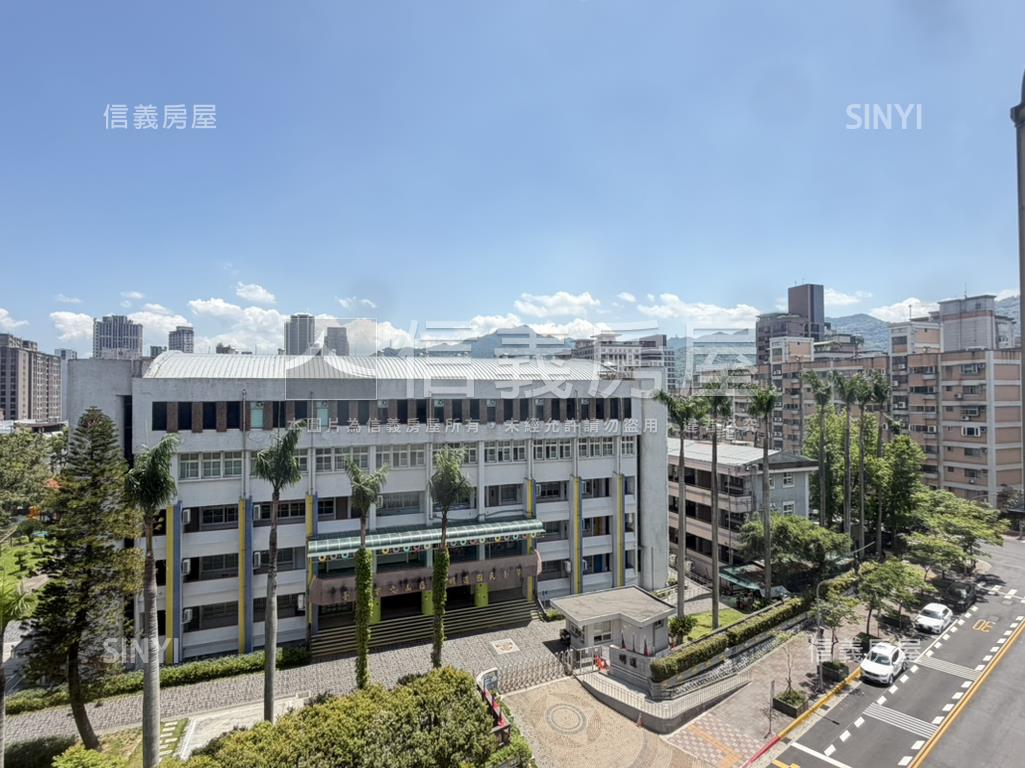 稀有珍寶挑高１＋１房房屋室內格局與周邊環境