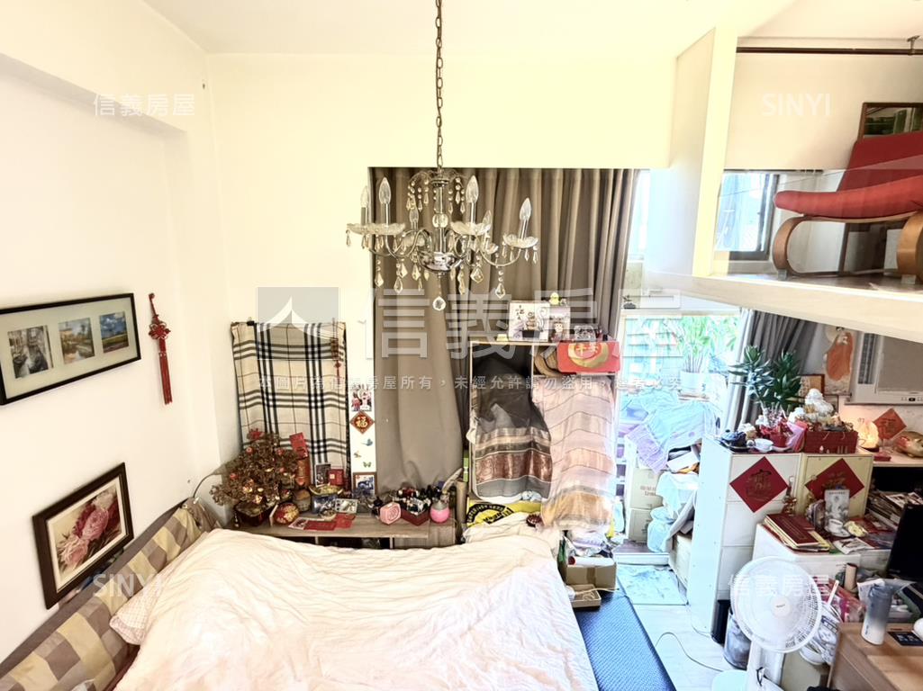 稀有珍寶挑高１＋１房房屋室內格局與周邊環境