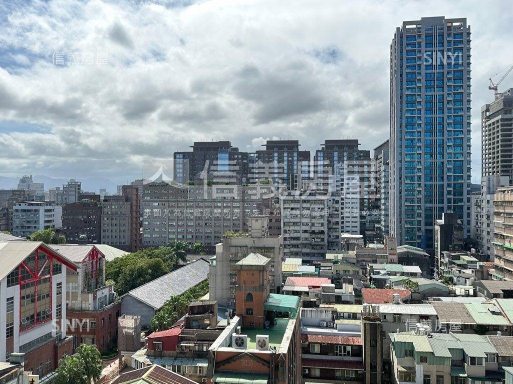 中山站時尚衣蝶邊間露臺房屋室內格局與周邊環境