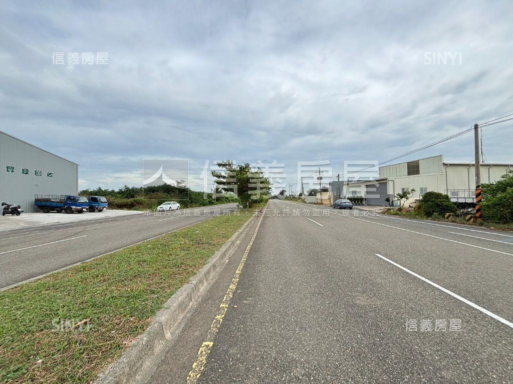 安南四草段大坪數遊樂園地房屋室內格局與周邊環境