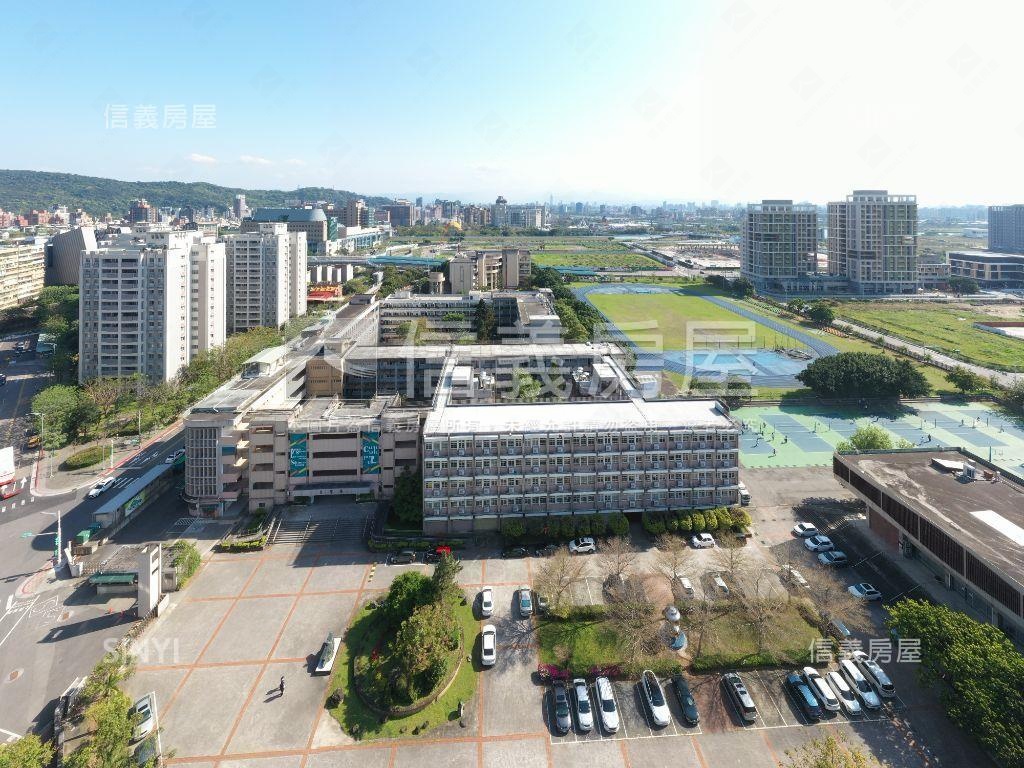 國泰雍萃美景三房加車位房屋室內格局與周邊環境
