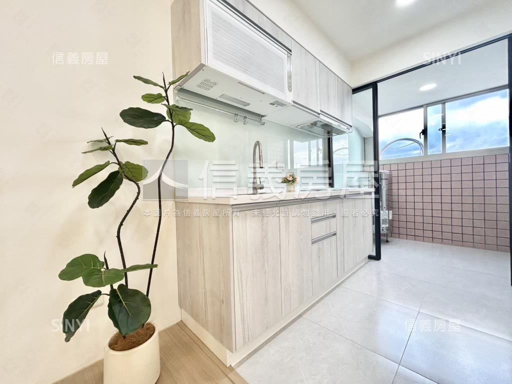 近萬大線捷運景觀三房房屋室內格局與周邊環境