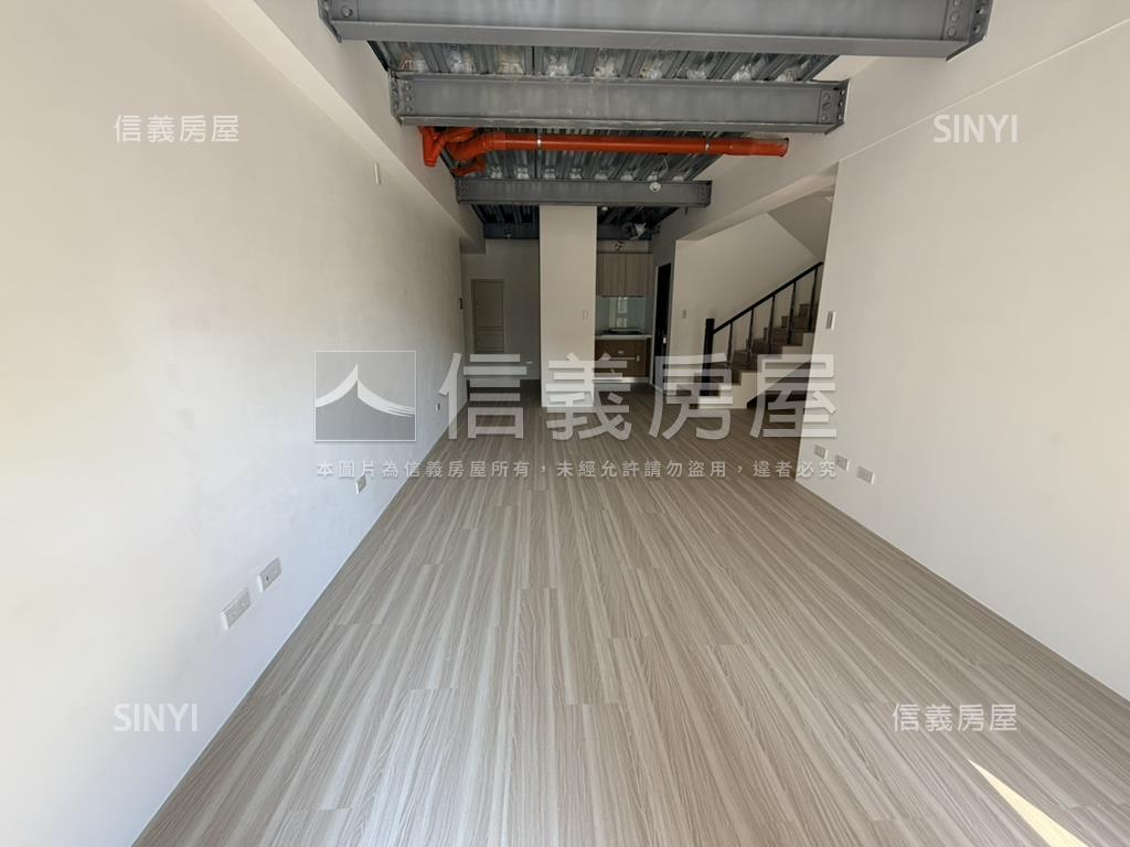 １２淳四房雙車位Ａ房屋室內格局與周邊環境