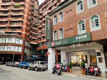 【巨蛋】面寬空間大店面