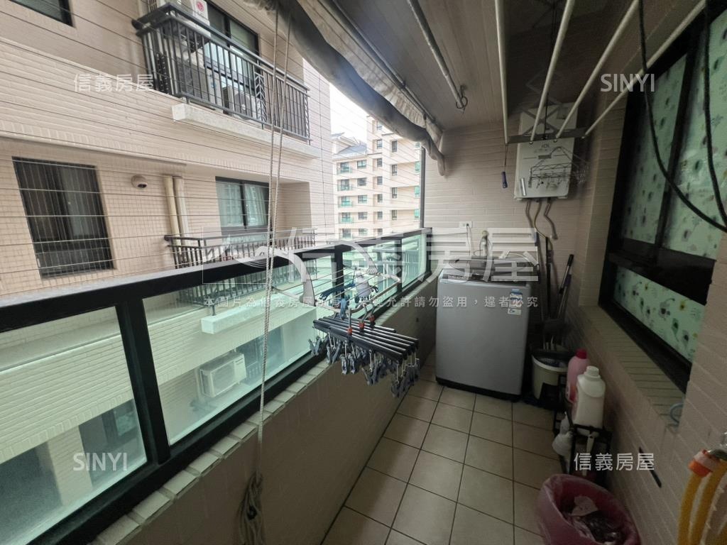 水交社稀有四房雙平車房屋室內格局與周邊環境