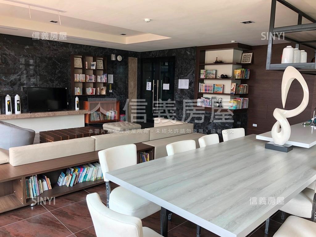 水交社稀有四房雙平車房屋室內格局與周邊環境