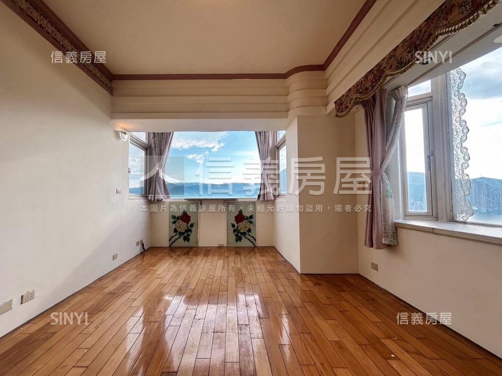 專任～河畔皇宮河景大戶房屋室內格局與周邊環境