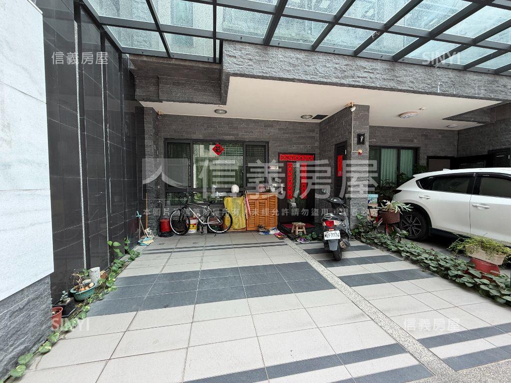 北屯佑崧４套房雙車別墅房屋室內格局與周邊環境