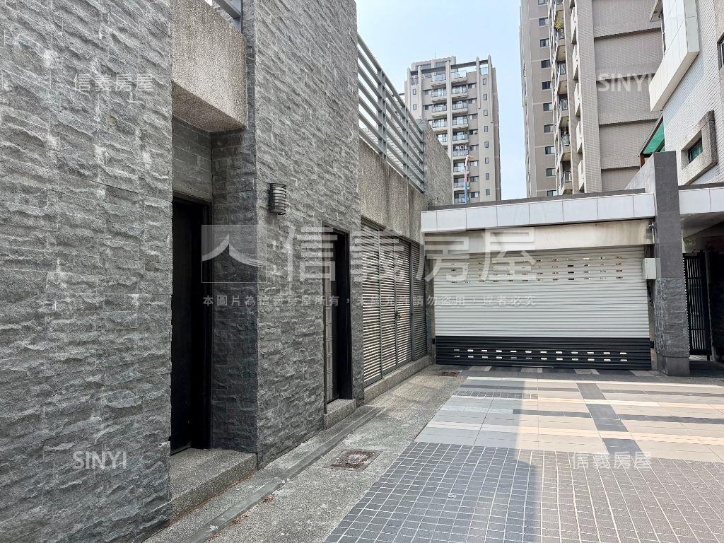 北屯佑崧４套房雙車別墅房屋室內格局與周邊環境