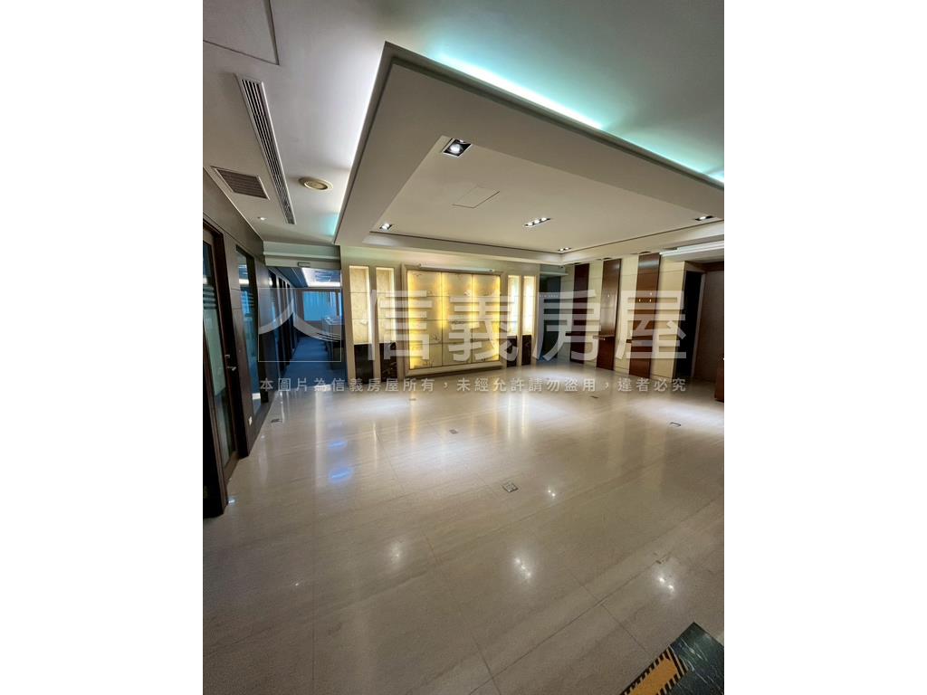 近未來捷運站藝文特區商辦房屋室內格局與周邊環境