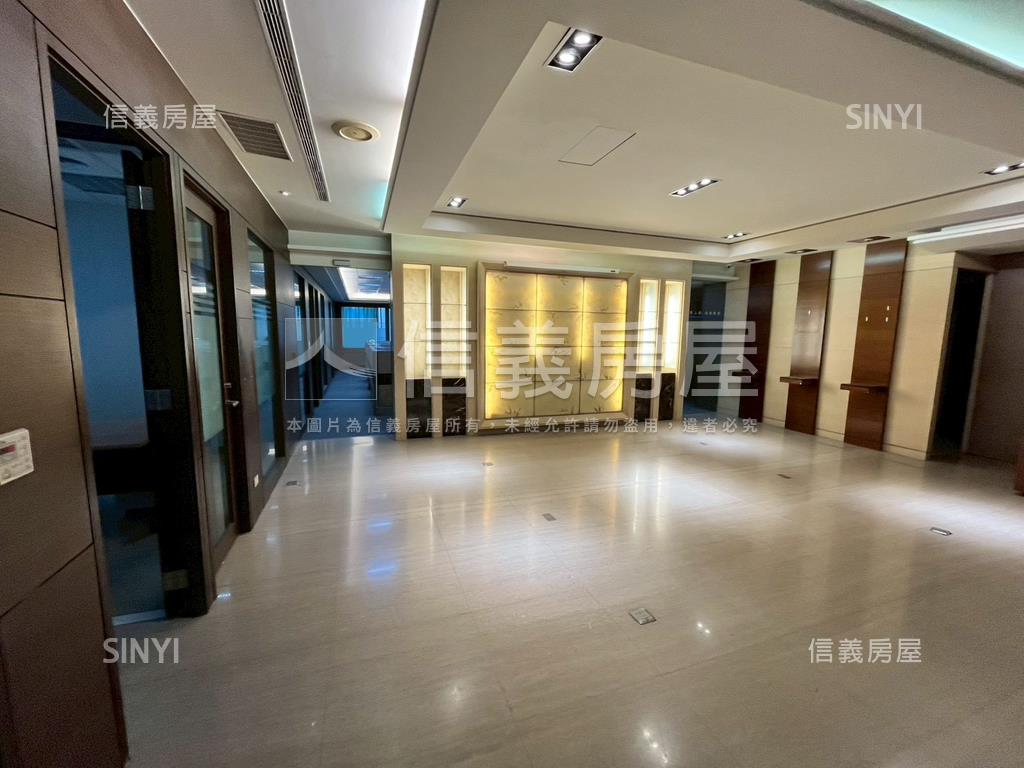 近未來捷運站藝文特區商辦房屋室內格局與周邊環境