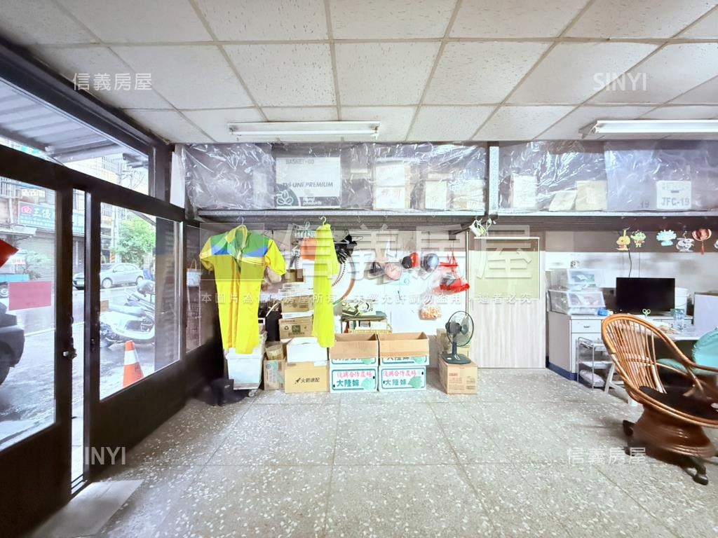龜山自強西路大面寬店面Ａ房屋室內格局與周邊環境