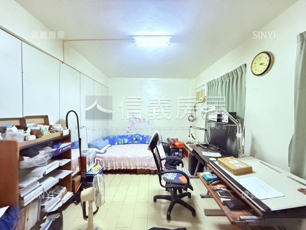 龜山自強西路大面寬店面Ａ房屋室內格局與周邊環境