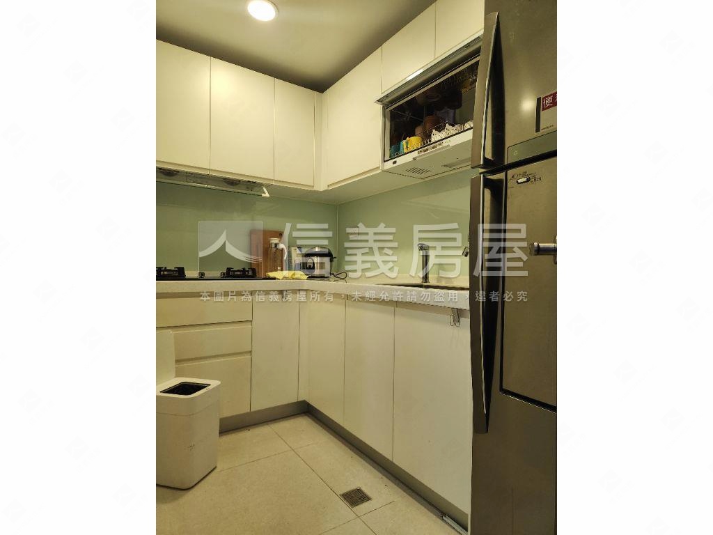 江子翠双盈高樓景觀兩房車房屋室內格局與周邊環境