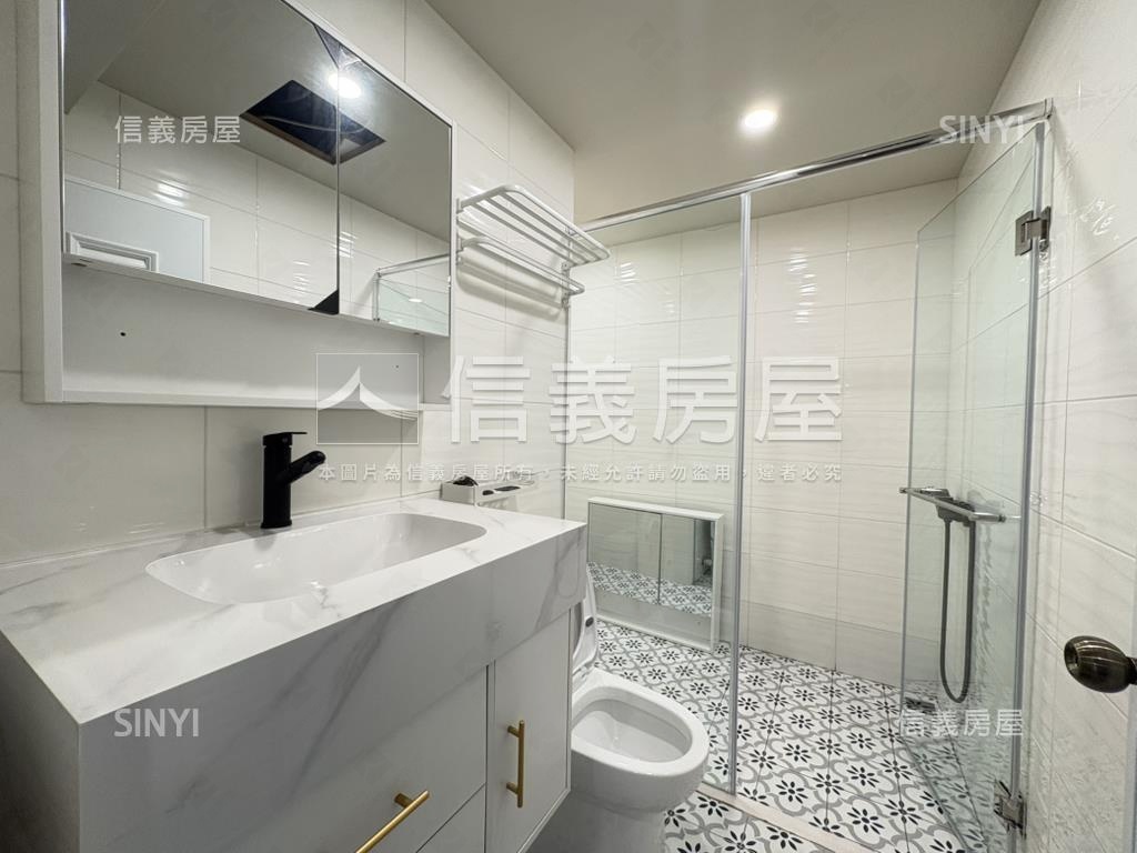 台南火車站質感三房車位房屋室內格局與周邊環境