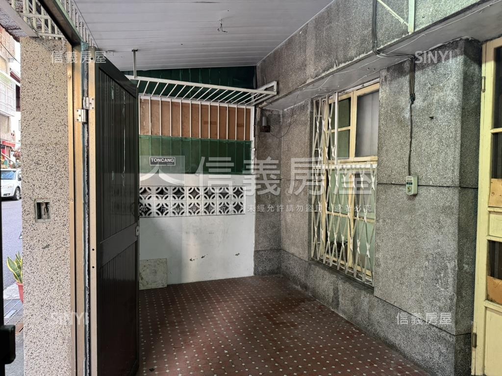 近南紡小資透天房屋室內格局與周邊環境