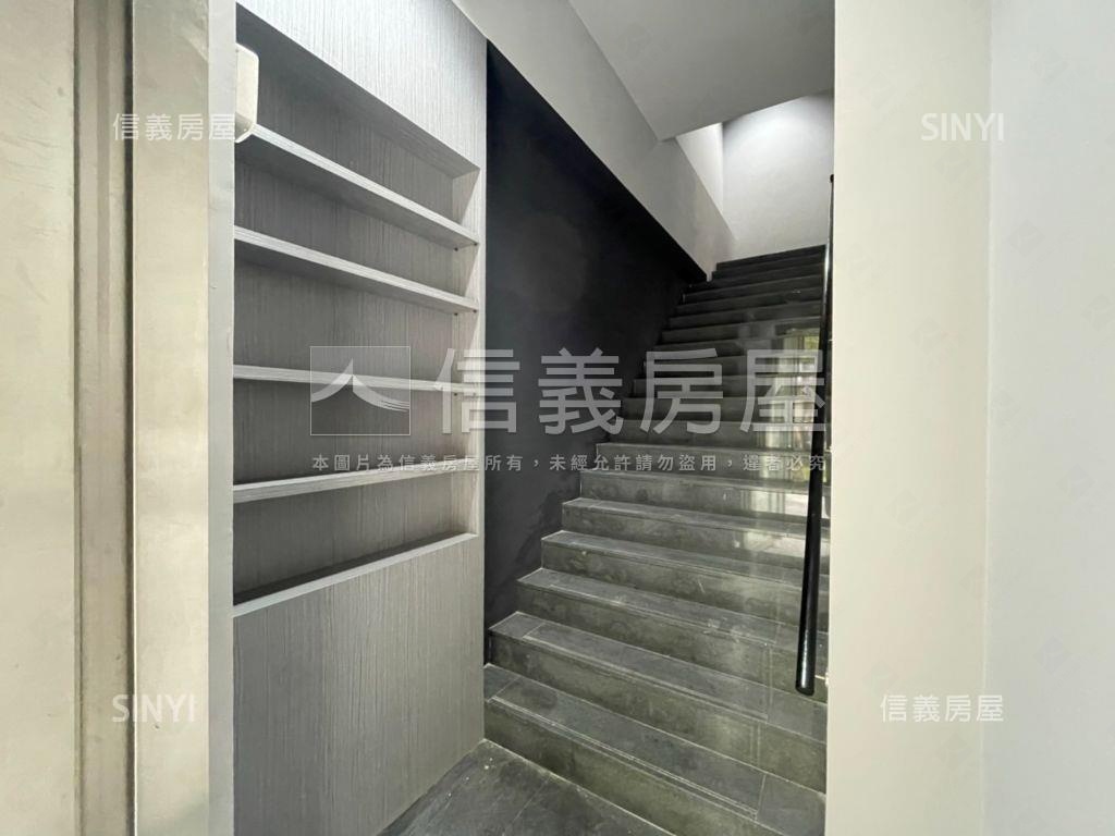 長虹天際店面房屋室內格局與周邊環境