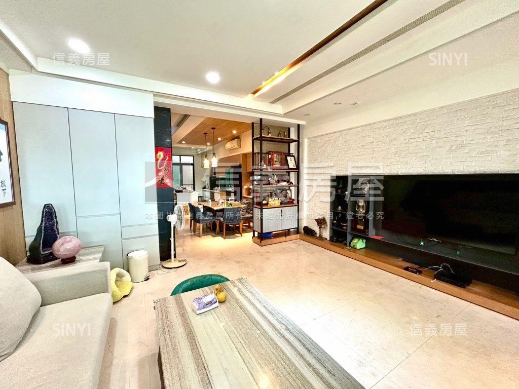 近探索公園電梯別墅房屋室內格局與周邊環境