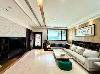 近探索公園電梯別墅