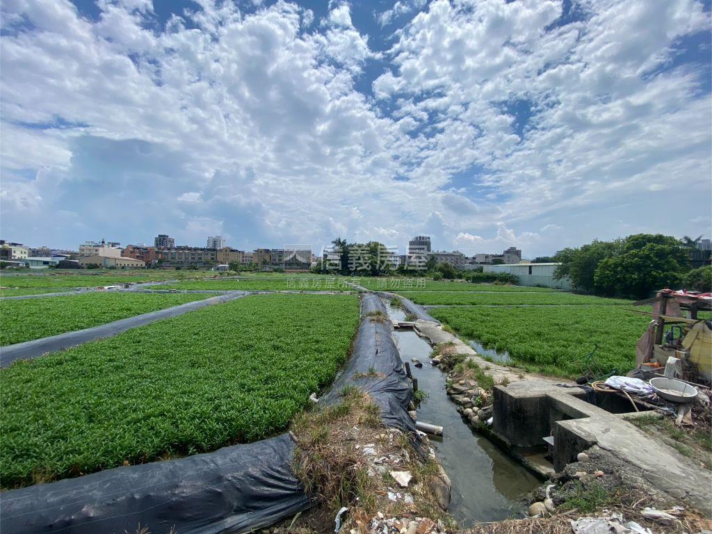 大里三期中投旁土地房屋室內格局與周邊環境