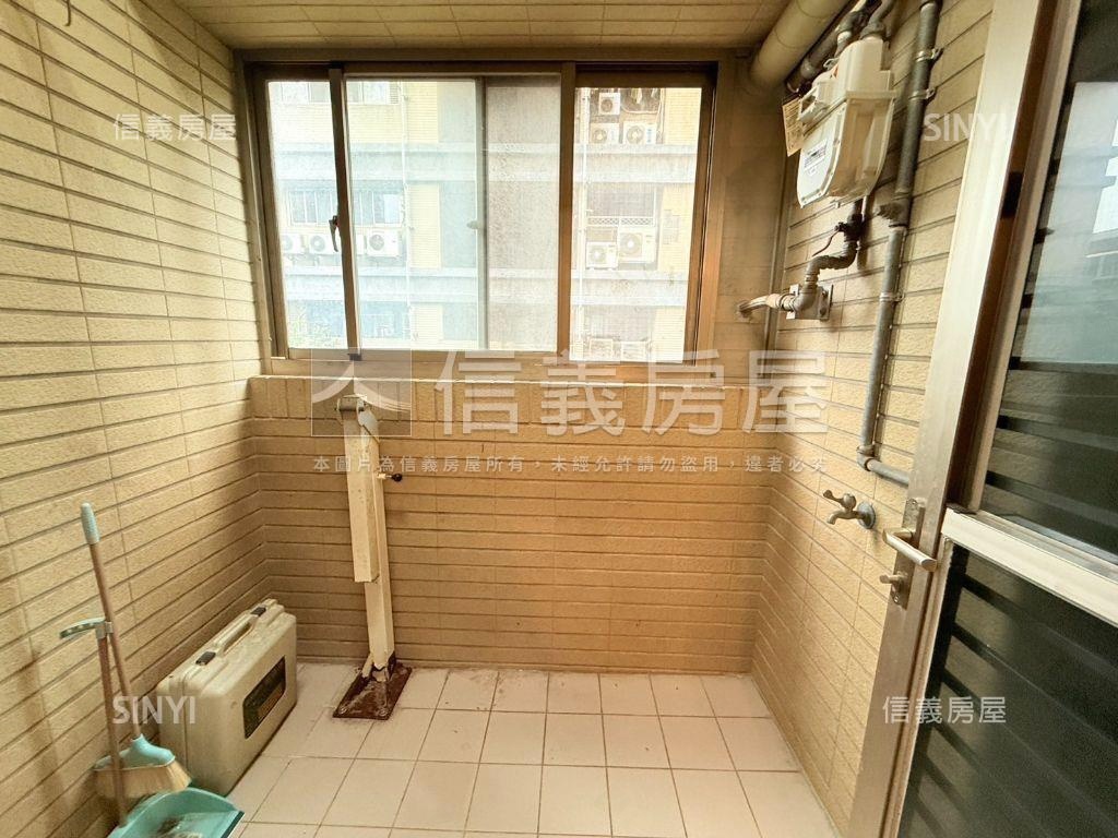 皇翔四季優質三房車位房屋室內格局與周邊環境