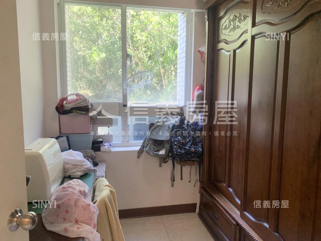 綠中海精美電梯三房房屋室內格局與周邊環境