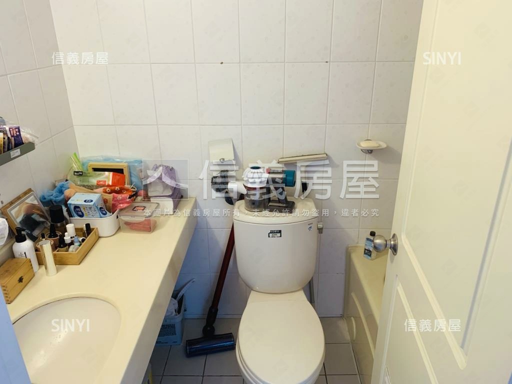 綠中海精美電梯三房房屋室內格局與周邊環境