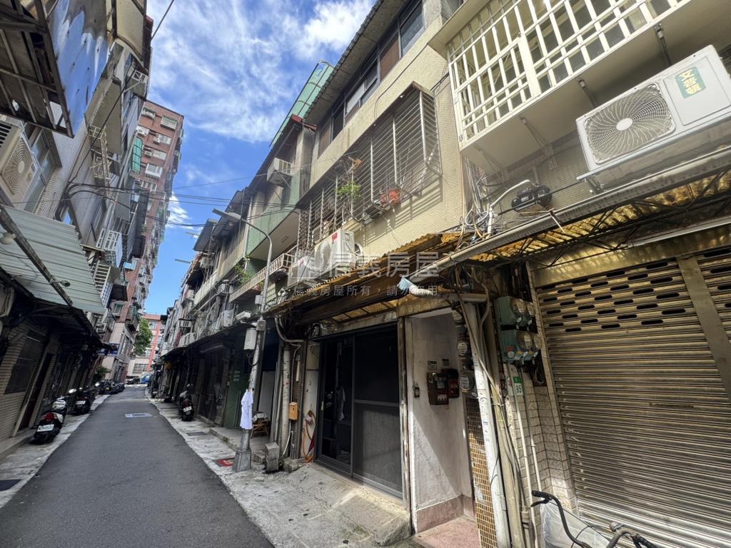 永樂國小旁二樓公寓房屋室內格局與周邊環境