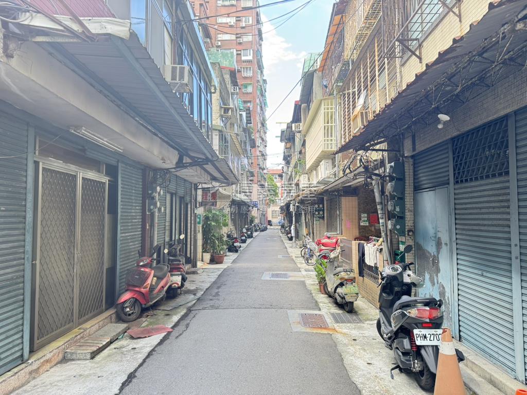 永樂國小旁二樓公寓房屋室內格局與周邊環境