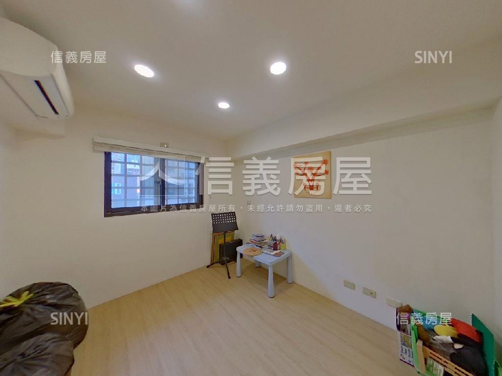 竹北精華地標鼎極首馥傳家房屋室內格局與周邊環境