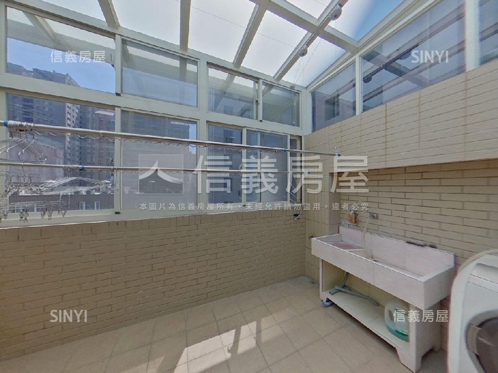 竹北精華地標鼎極首馥傳家房屋室內格局與周邊環境