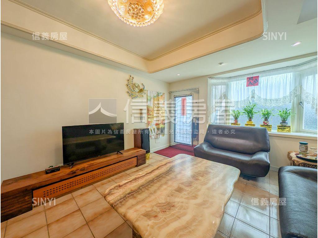 近捷運大湖公園湖濱別墅房屋室內格局與周邊環境