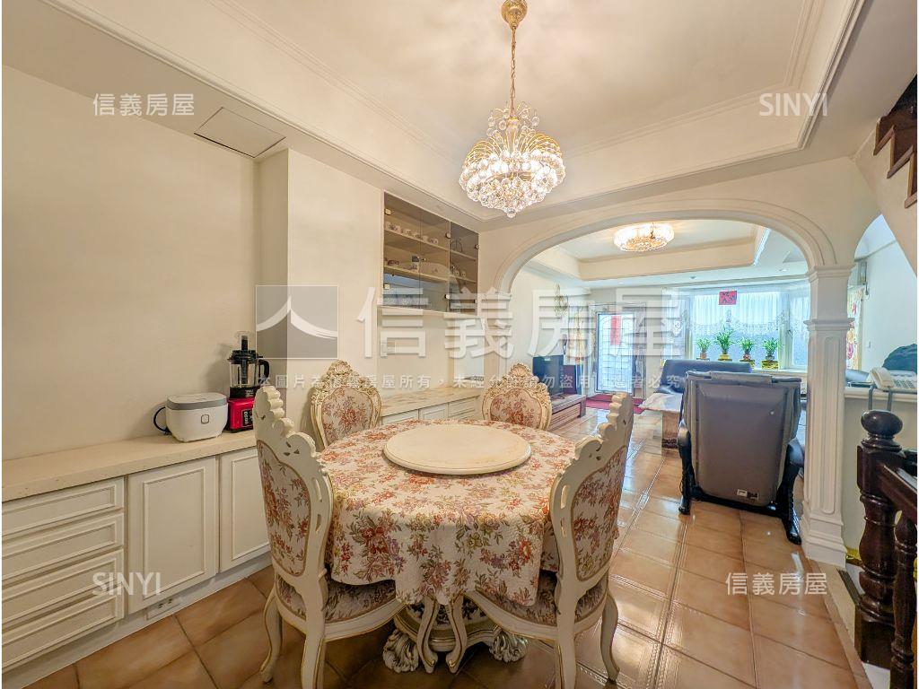 近捷運大湖公園湖濱別墅房屋室內格局與周邊環境