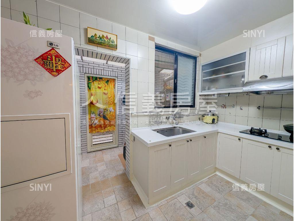 近捷運大湖公園湖濱別墅房屋室內格局與周邊環境