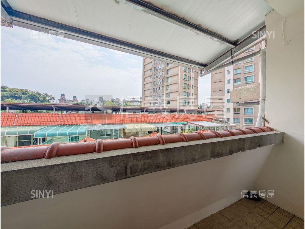 近捷運大湖公園湖濱別墅房屋室內格局與周邊環境