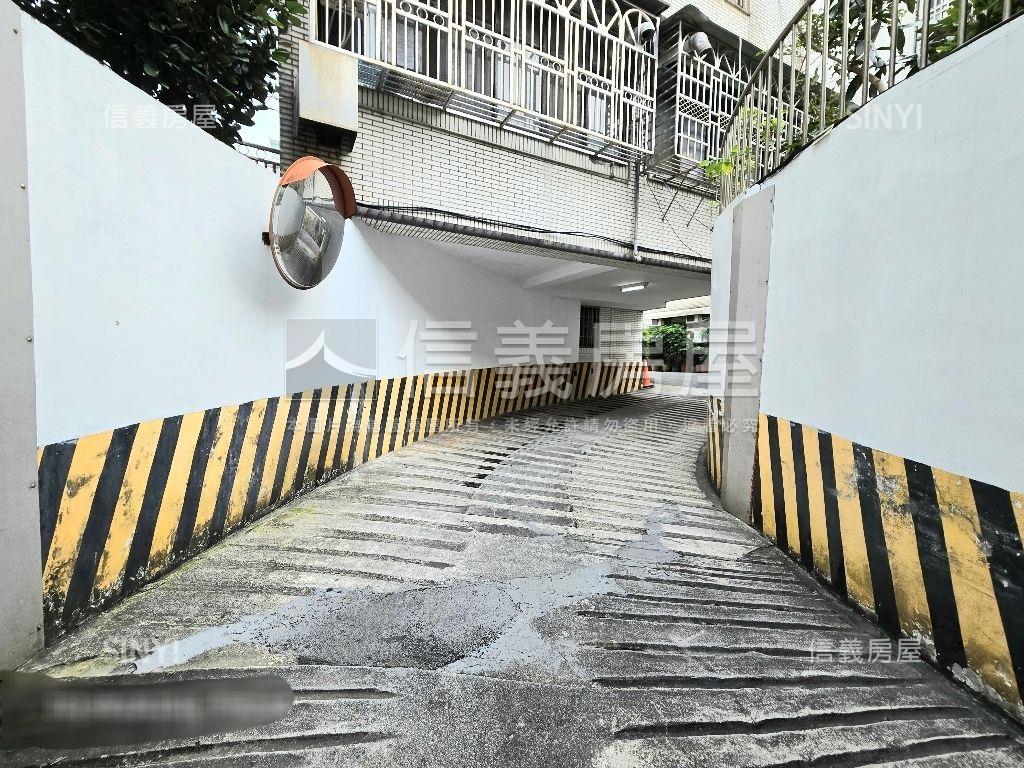 近捷運大湖公園湖濱別墅房屋室內格局與周邊環境