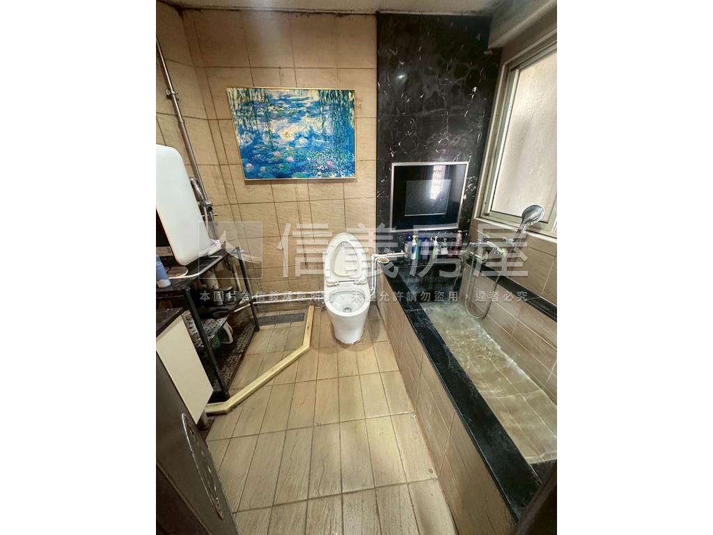 環亞門第電梯四房稀有釋出房屋室內格局與周邊環境