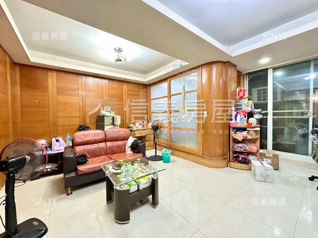 稀有三福街二樓公寓房屋室內格局與周邊環境